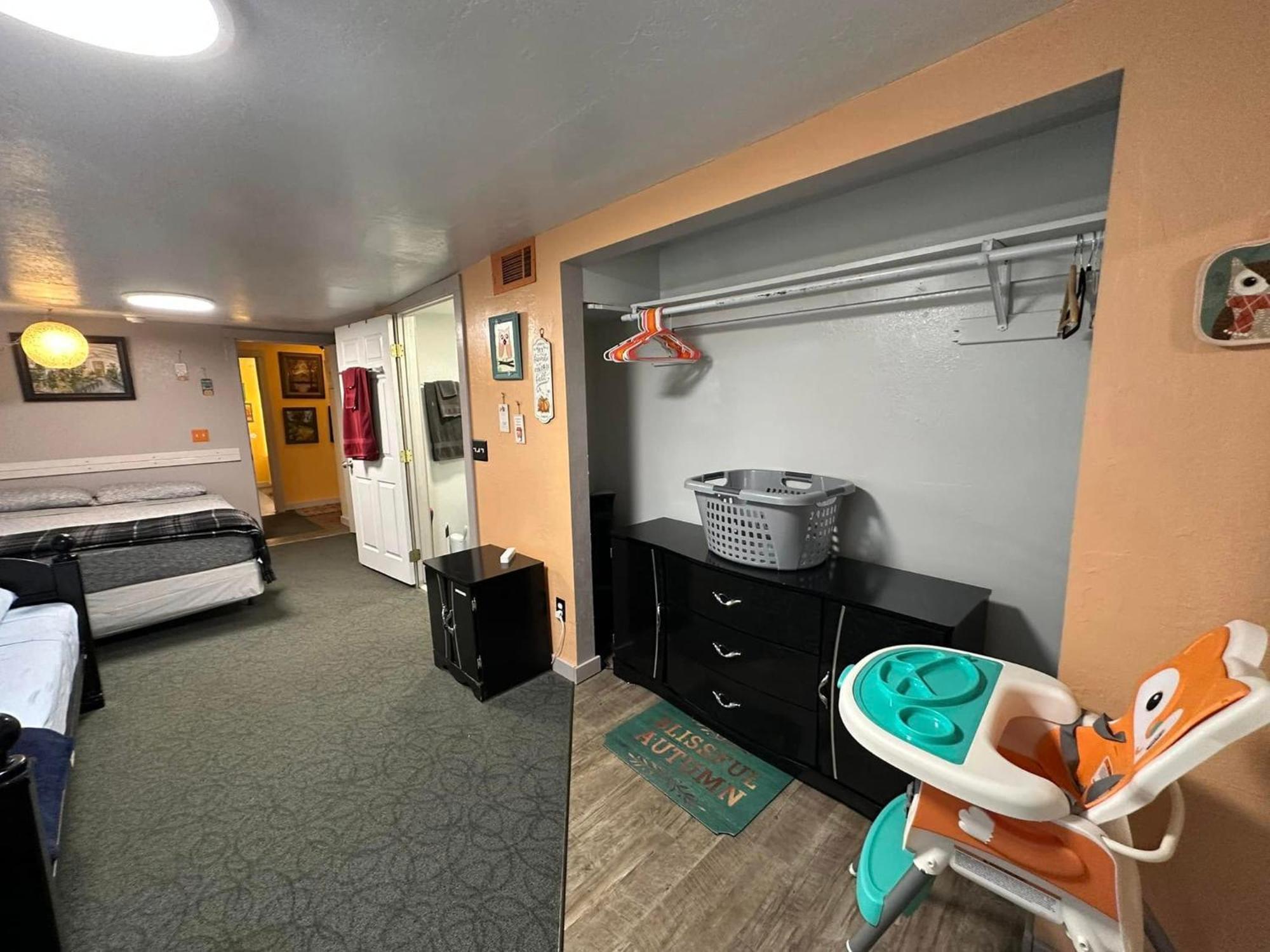 Ez 1 Mile To Fort Sill! Pumpkin Cottage Sleeps 9, Grills, Firepit, Laundry Lawton Exteriör bild